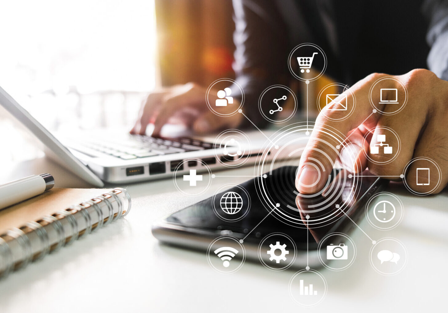 Digital,Marketing,Media,In,Virtual,Screen.businesswoman,Hand,Working,With,Mobile