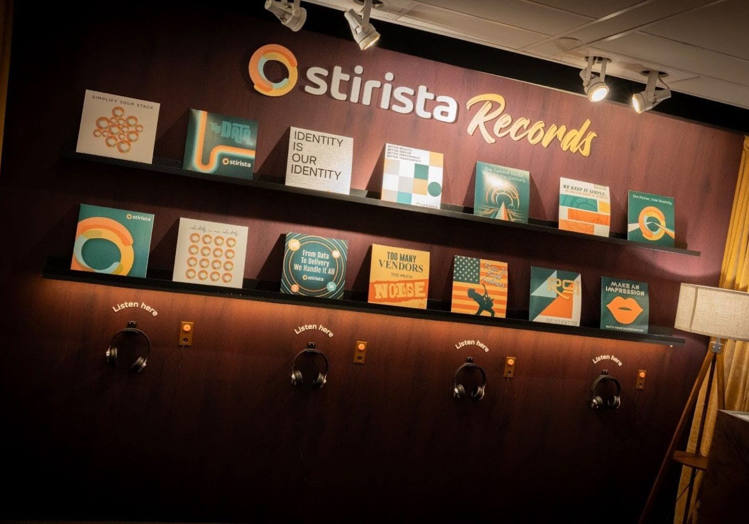 stirista_advertisingweek25_booth